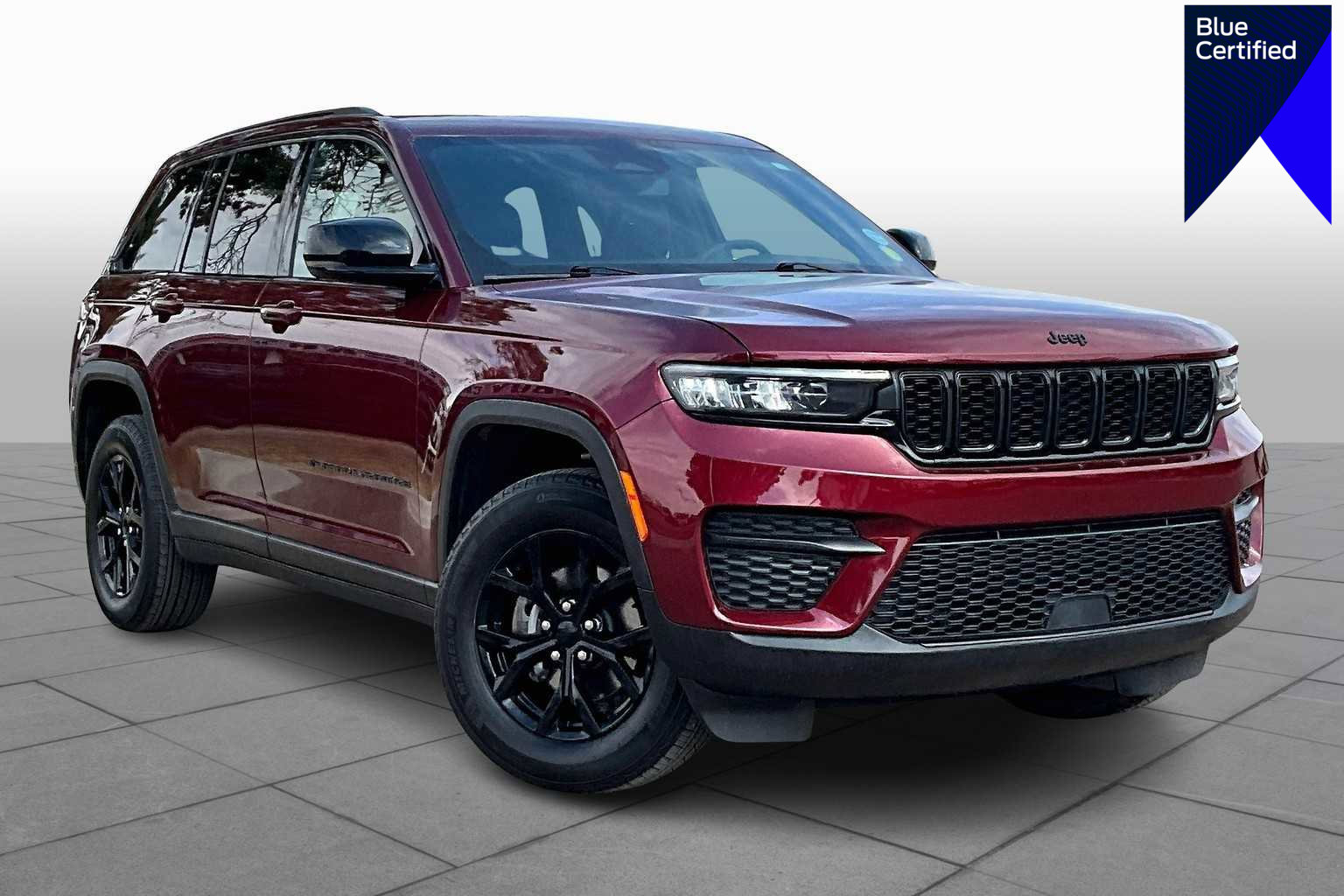 Used 2024 Jeep Grand Cherokee Altitude