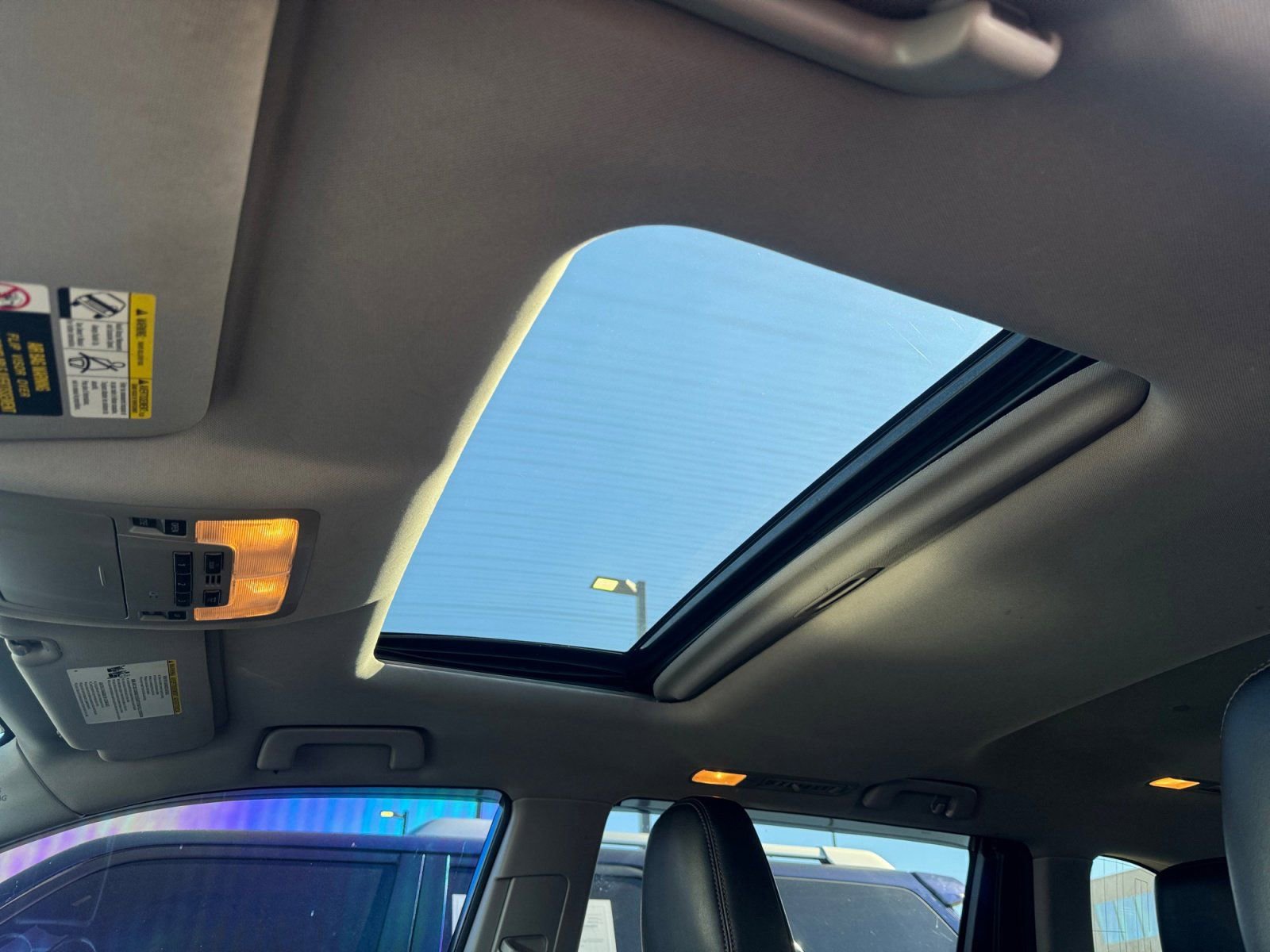 Used 2017 Toyota Highlander XLE image 31