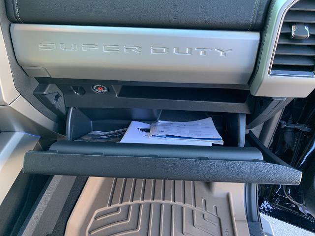 Certified 2022 Ford F250 Lariat w/ Lariat Value Package image 26