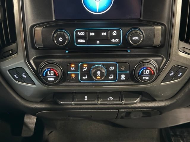Used 2018 Chevrolet Silverado 1500 LT w/ All Star Edition AWD/4WD image 28