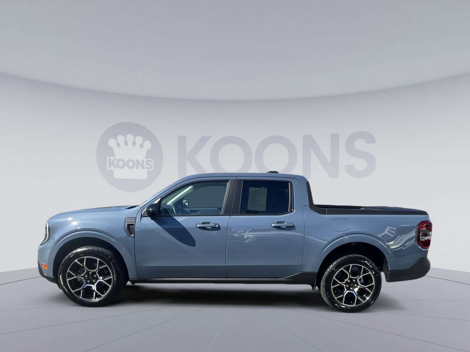 Certified 2025 Ford Maverick Lariat w/ 4K Tow Package AWD/4WD image 13