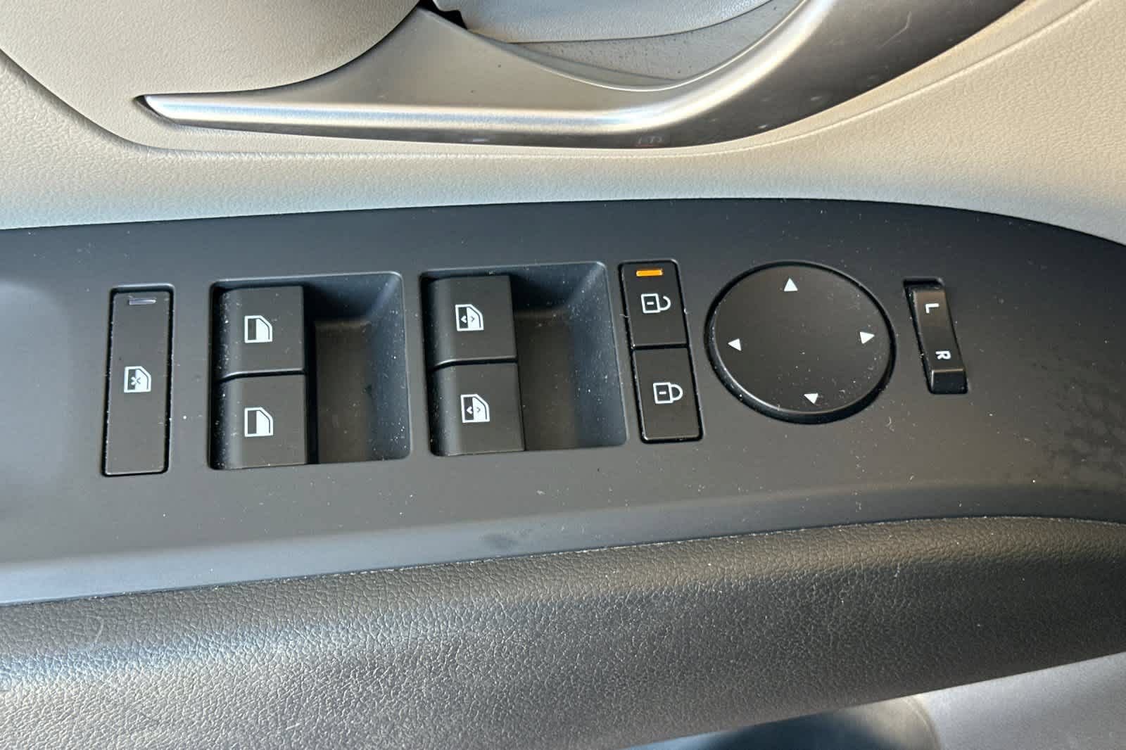 Used 2025 Hyundai Tucson SEL FWD image 14