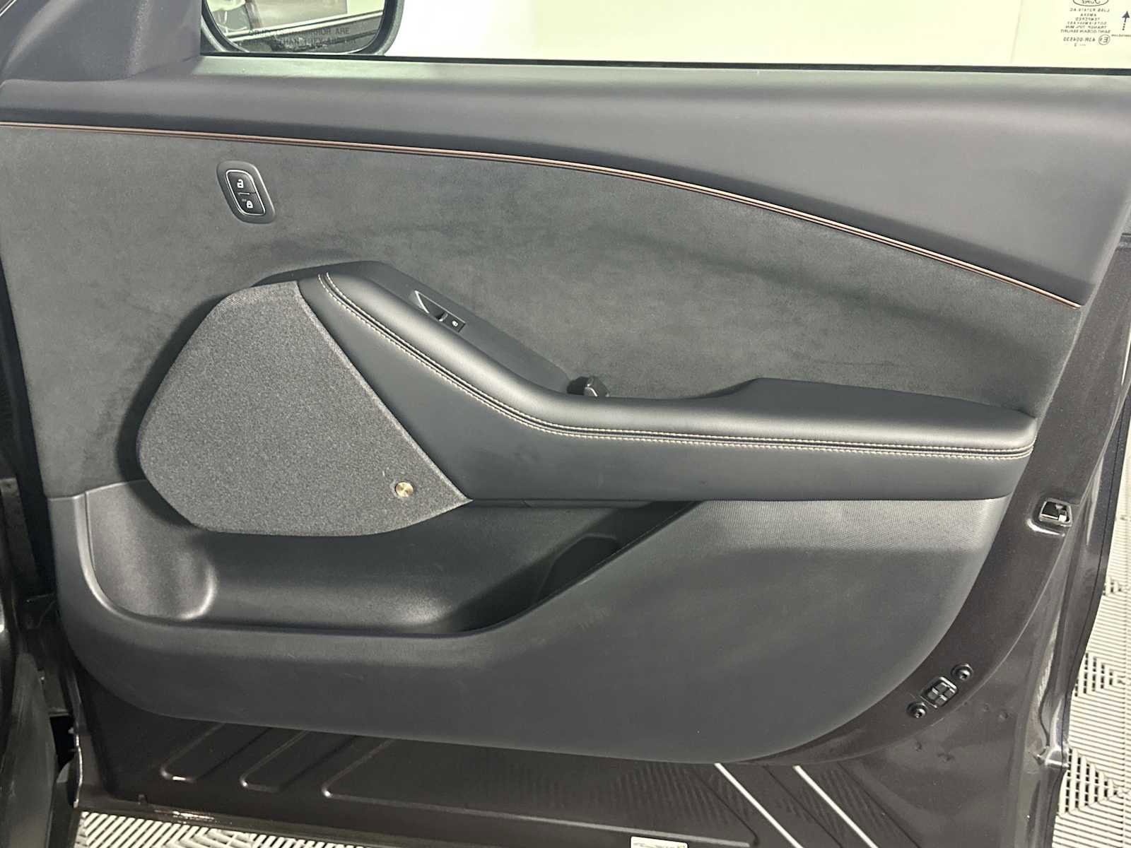 Certified 2022 Ford Mustang Mach-E GT image 15