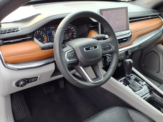Used 2023 Jeep Compass Limited AWD/4WD image 19