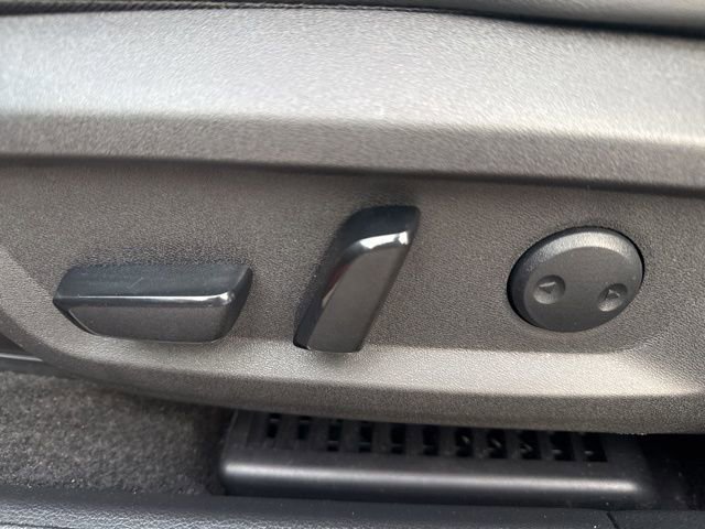 Used 2021 Nissan Rogue Platinum image 12