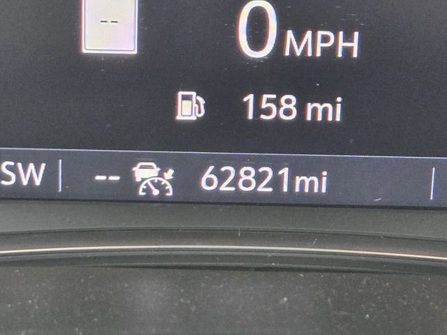 Used 2023 Chevrolet Traverse RS image 28