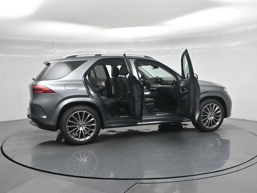 Used 2025 Mercedes-Benz GLE 350 4MATIC image 3