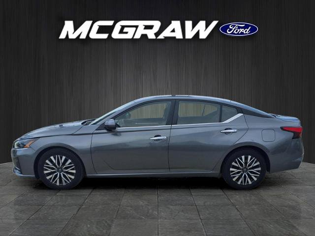 Used 2023 Nissan Altima 2.5 SV FWD image 10