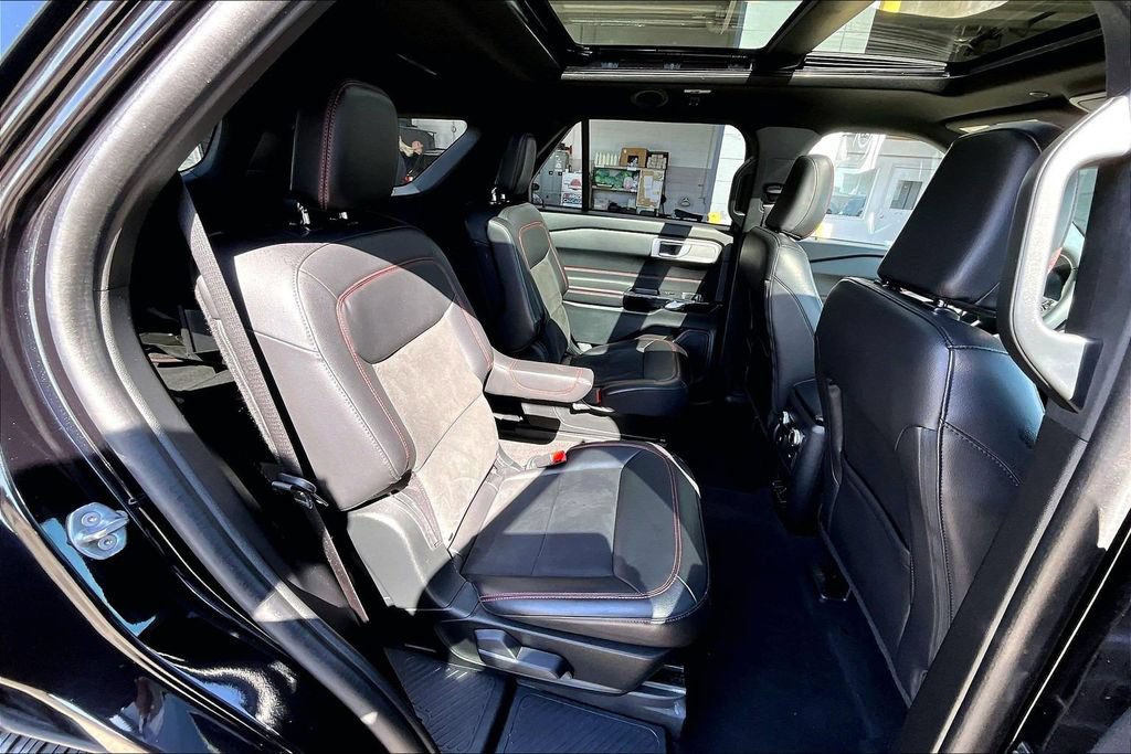 Certified 2023 Ford Explorer ST-Line AWD/4WD image 26