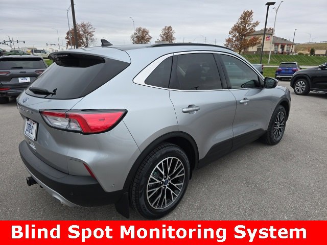 Certified 2022 Ford Escape Titanium w/ Titanium Premium Package image 5