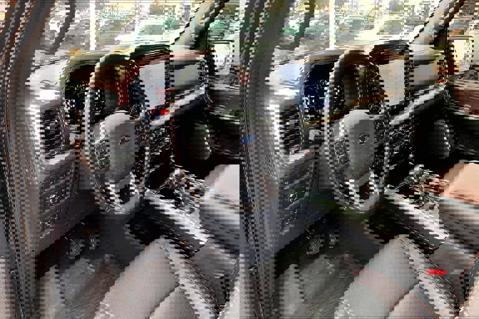 Certified 2021 Ford F150 Lariat w/ Equipment Group 502A High image 17