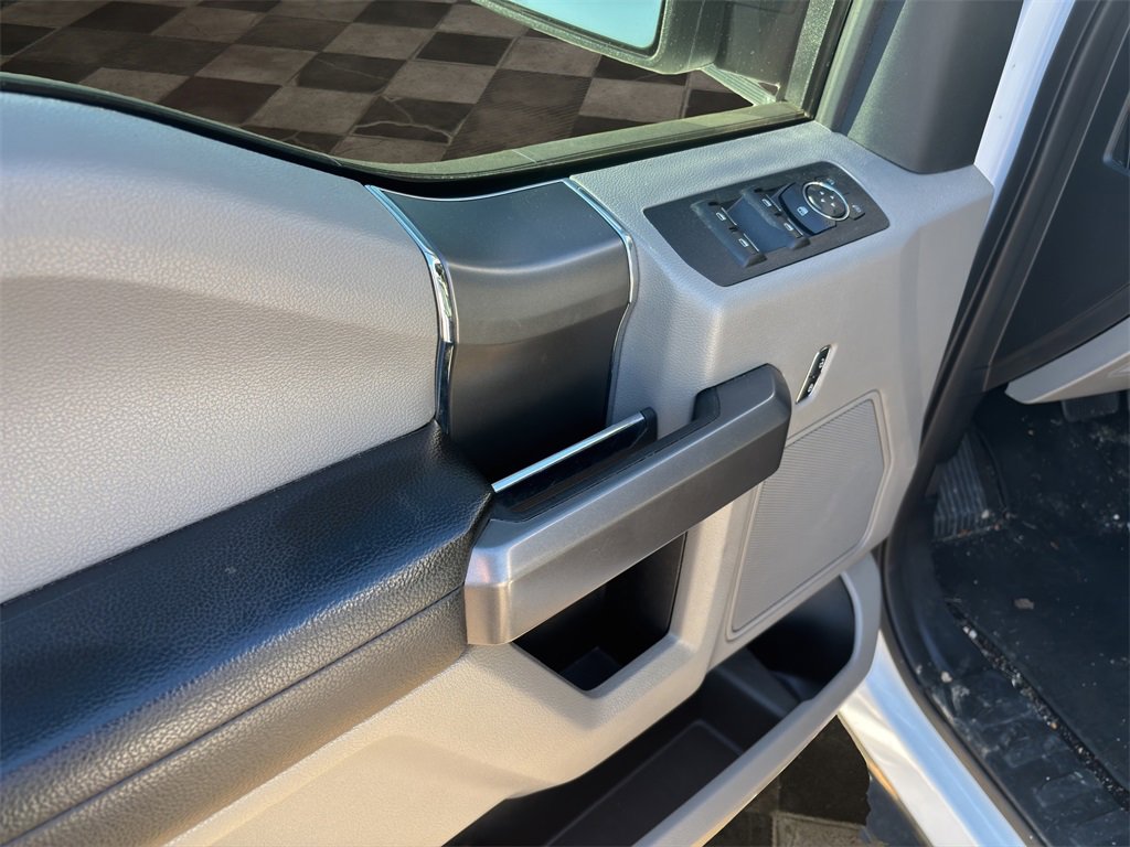 Certified 2019 Ford F150 XLT w/ Equipment Group 302A Luxury image 44