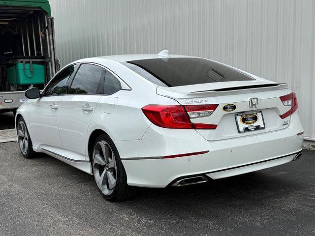 Used 2019 Honda Accord Touring image 3