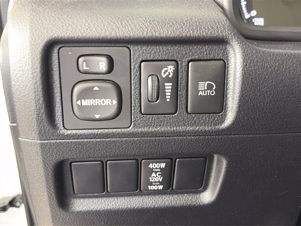 Used 2020 Toyota 4Runner 4WD image 23