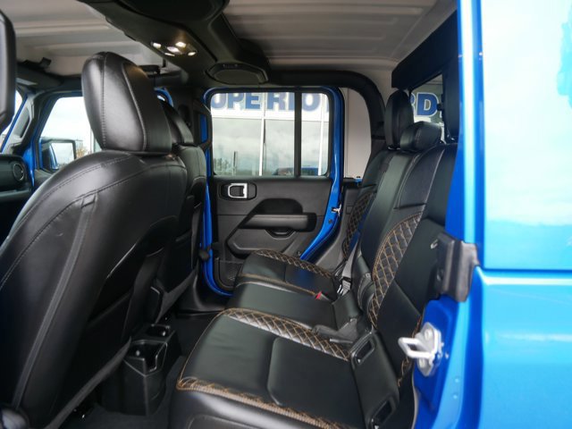 Used 2022 Jeep Gladiator Overland image 16