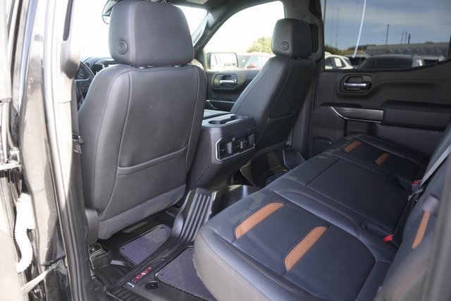 Used 2022 GMC Sierra 1500 AT4 w/ AT4 Premium Package image 11
