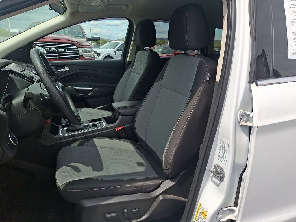 Certified 2017 Ford Escape SE AWD/4WD image 13