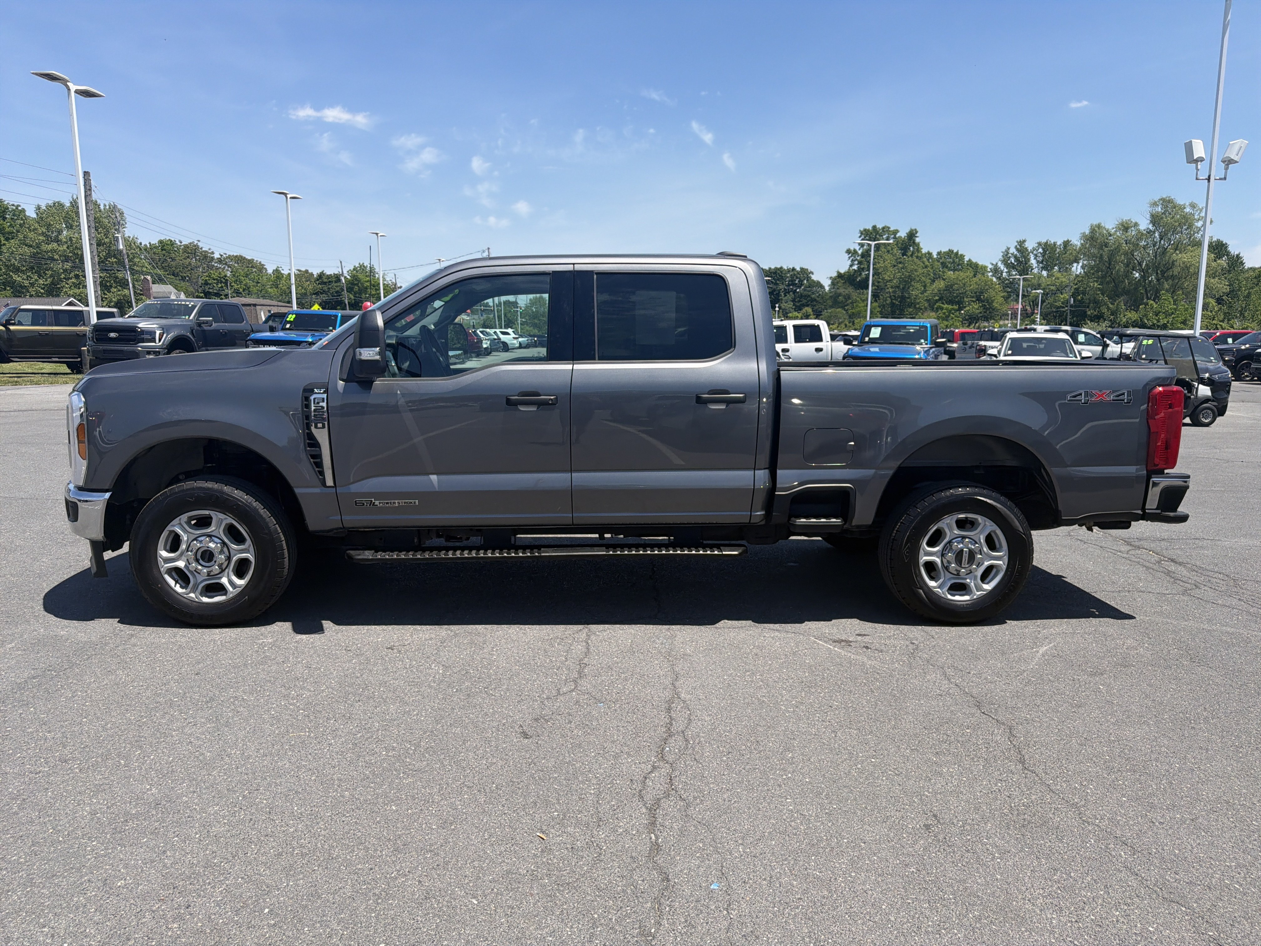 Certified 2025 Ford F250 XLT AWD/4WD image 7