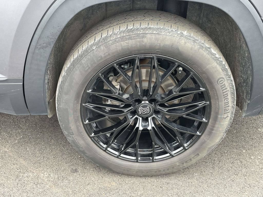 Used 2024 Volkswagen Atlas SE FWD image 9