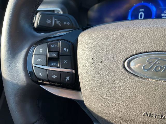 Certified 2023 Ford Explorer Platinum w/ Premium Technology Package AWD/4WD image 32
