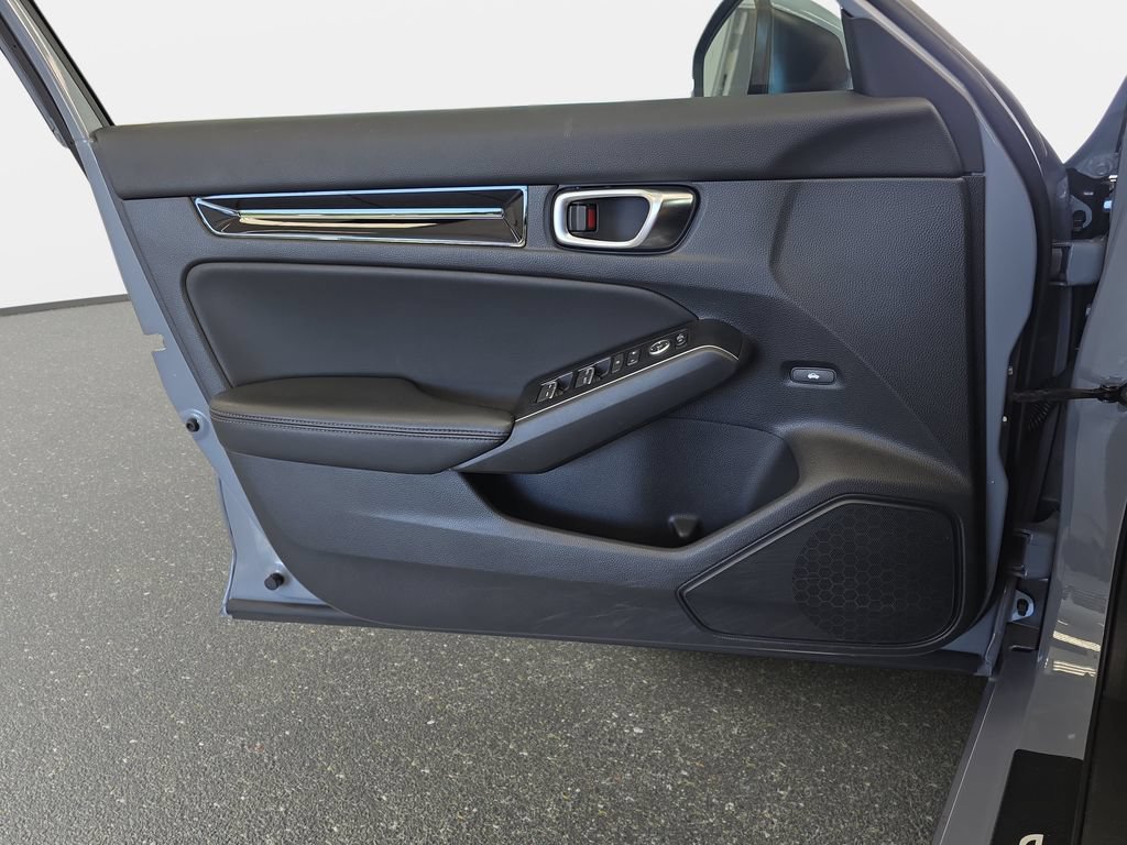 Used 2022 Honda Civic Touring image 24