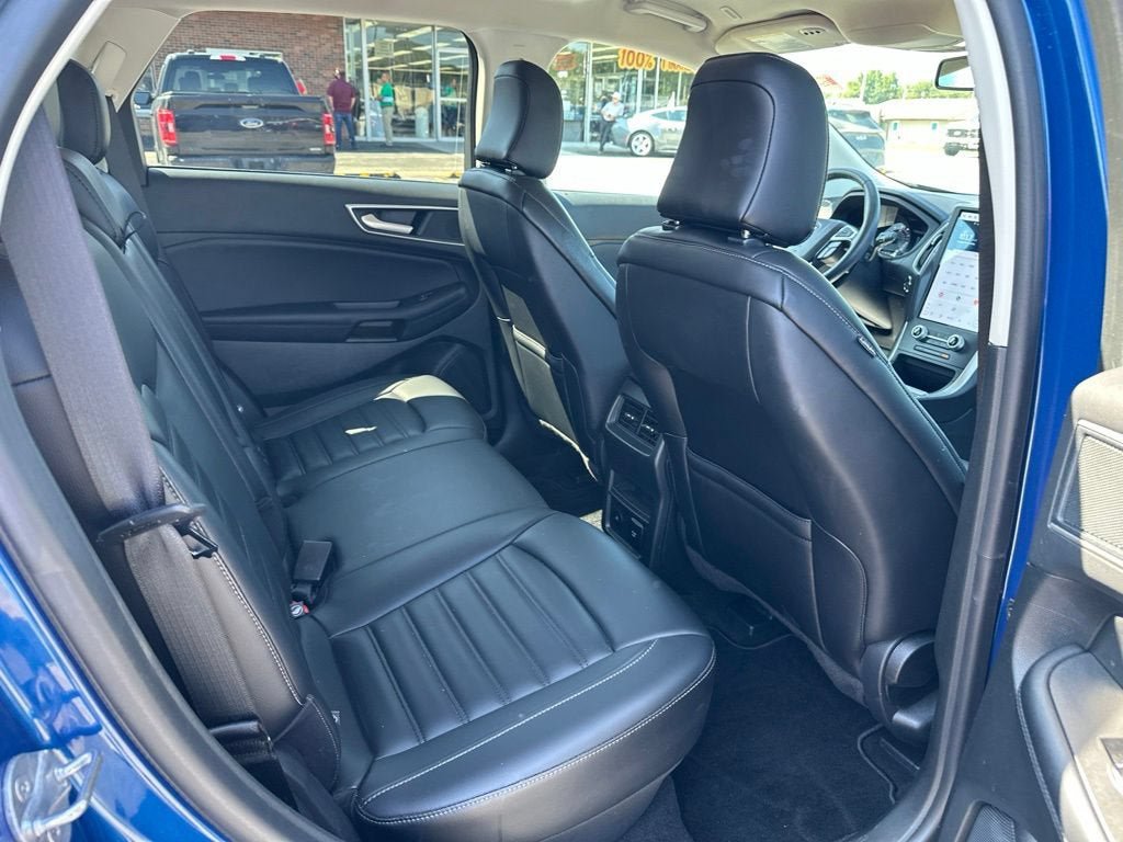 Certified 2024 Ford Edge SEL w/ Convenience Package AWD/4WD image 11