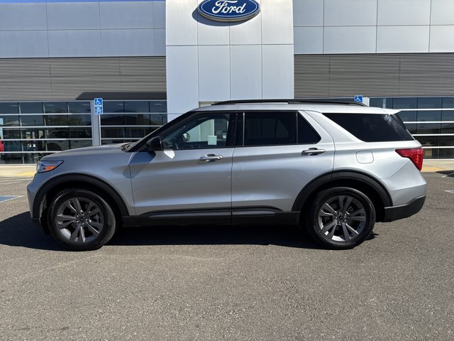 Certified 2023 Ford Explorer XLT w/ Equipment Group 202A RWD image 2