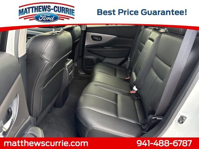 Used 2024 Nissan Murano SV w/ SV Midnight Edition Package image 12