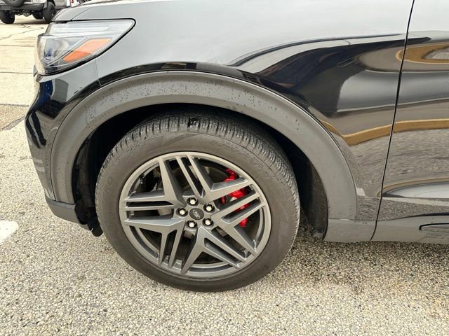 Certified 2025 Ford Explorer ST w/ Sun And Sound Package image 99