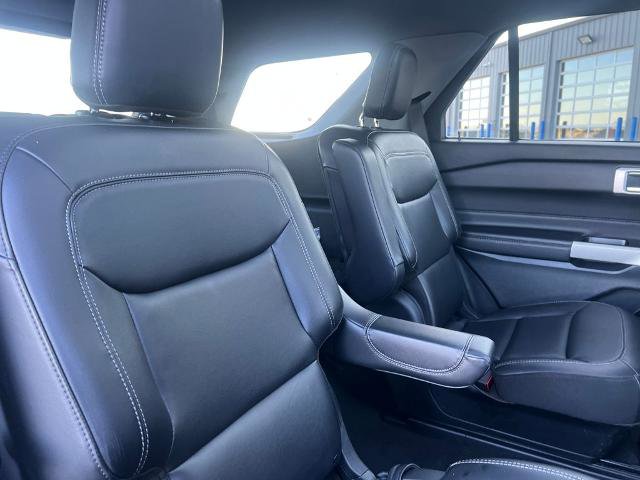 Certified 2023 Ford Explorer XLT w/ Equipment Group 202A image 36