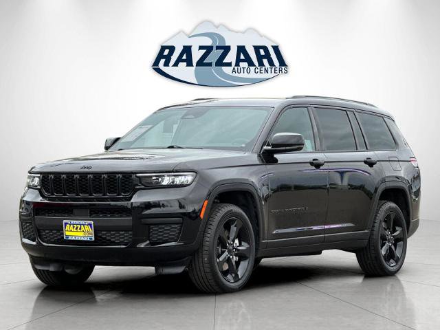 Used 2023 Jeep Grand Cherokee L Laredo AWD/4WD image 7