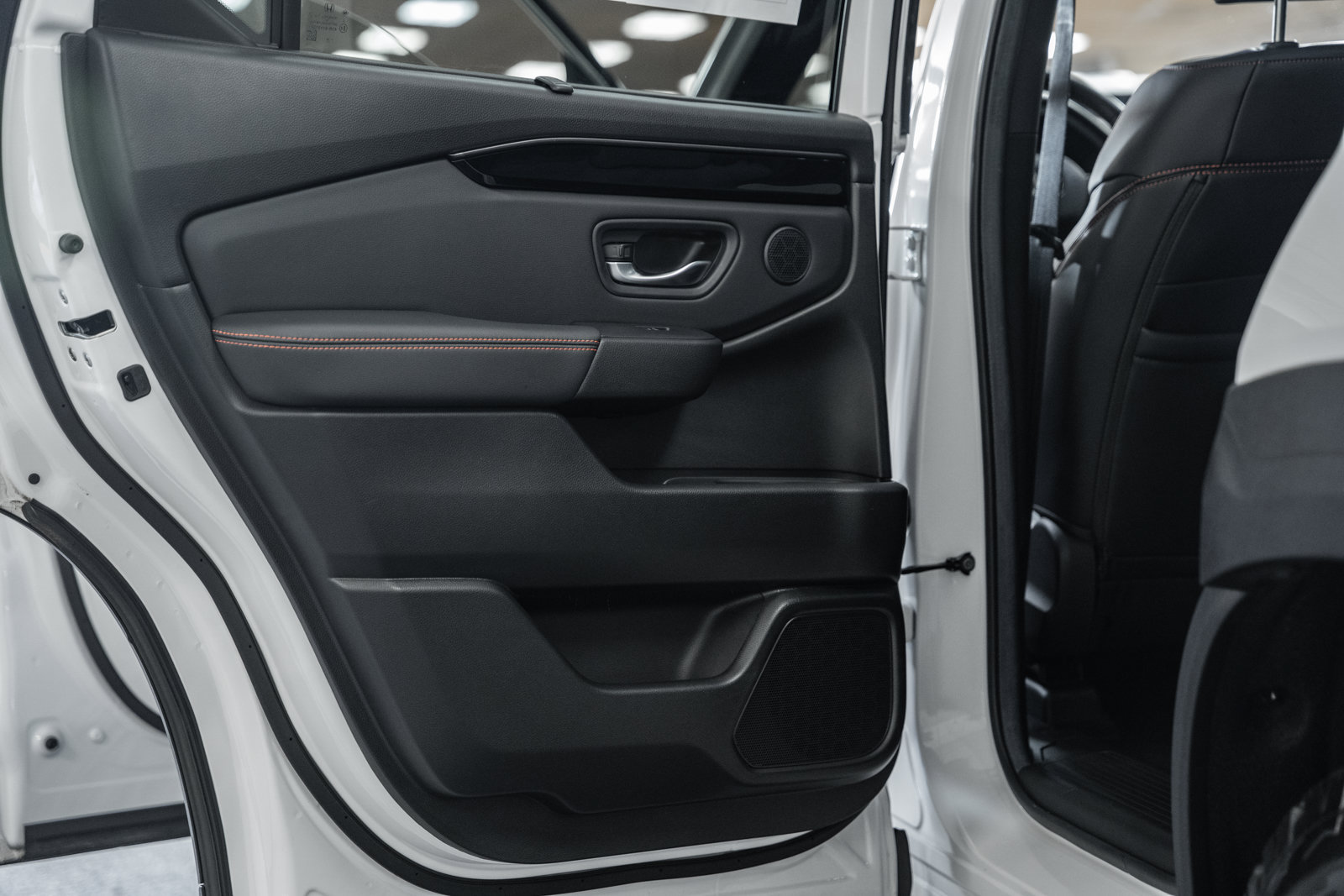 Used 2025 Honda Pilot TrailSport image 47