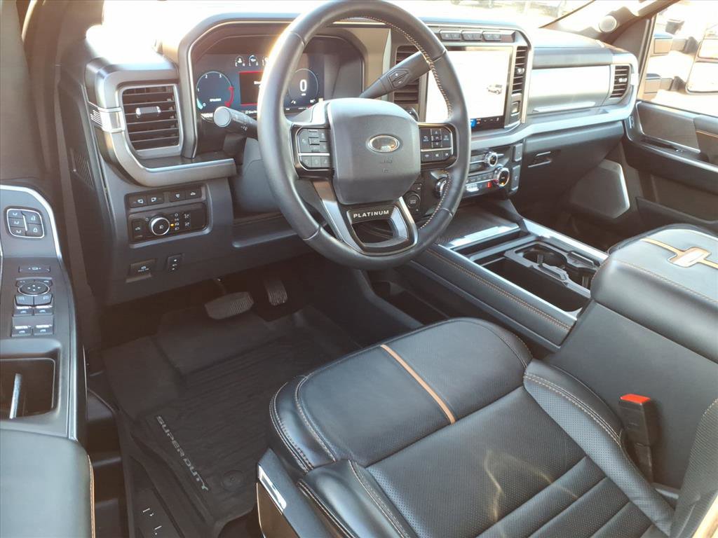 Certified 2024 Ford F250 Platinum w/ FX4 Off-Road Package image 8