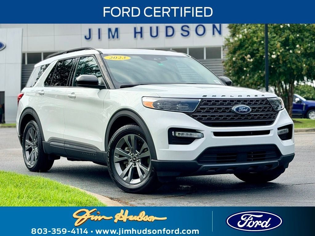 Certified 2023 Ford Explorer XLT w/ Equipment Group 202A