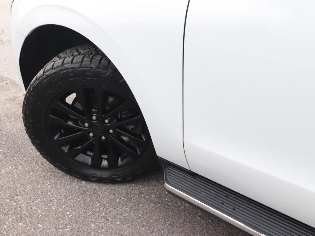 Certified 2020 Ford Expedition XLT w/ Equipment Group 202A RWD image 3