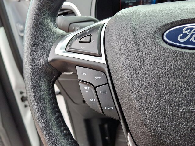 Certified 2022 Ford Edge SEL w/ Convenience Package AWD/4WD image 9