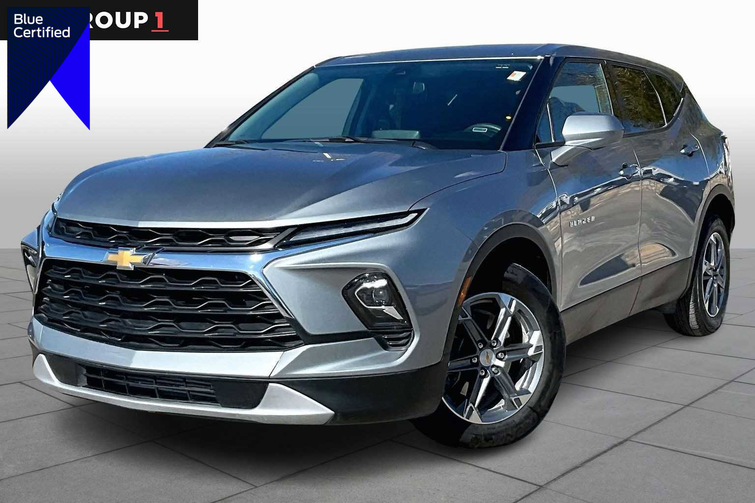 Used 2025 Chevrolet Blazer LT image 1