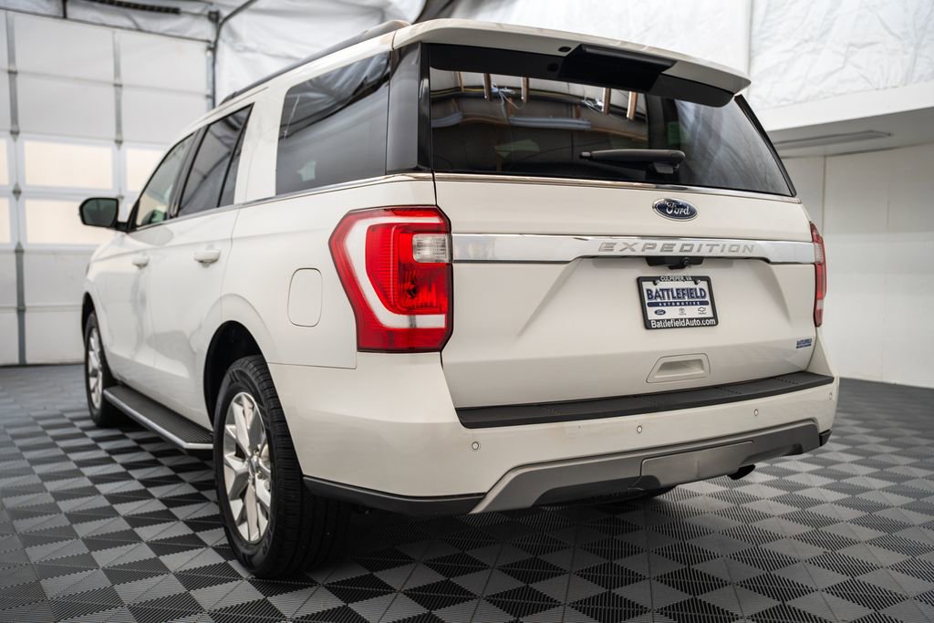 Certified 2020 Ford Expedition XLT w/ Equipment Group 202A AWD/4WD image 5