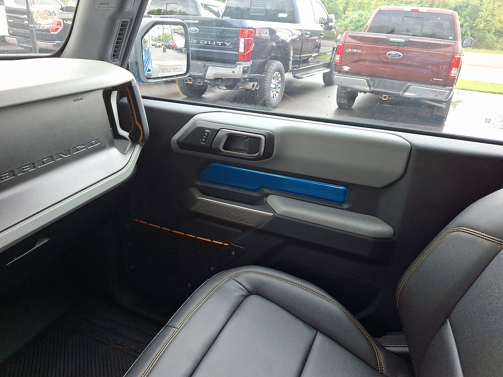 Certified 2023 Ford Bronco Badlands w/ Sasquatch Package image 16