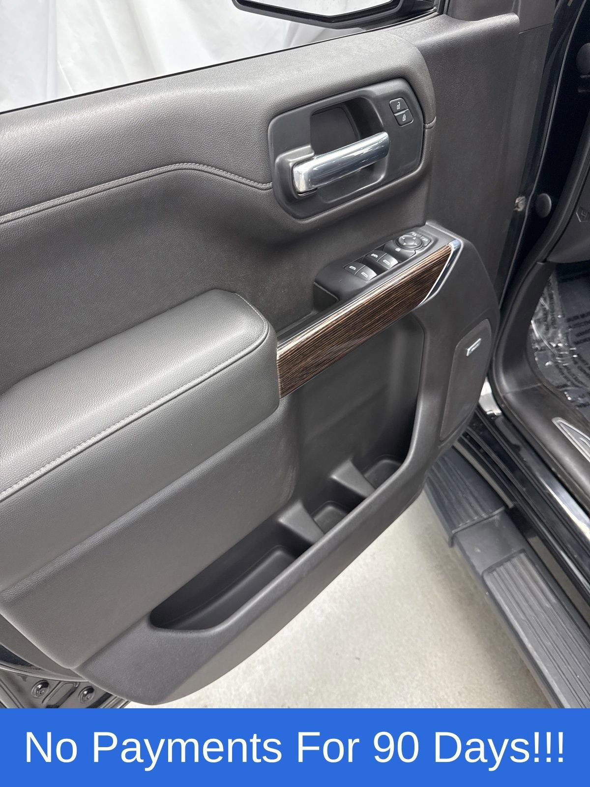 Used 2020 GMC Sierra 1500 Elevation w/ Elevation Value Package AWD/4WD image 16