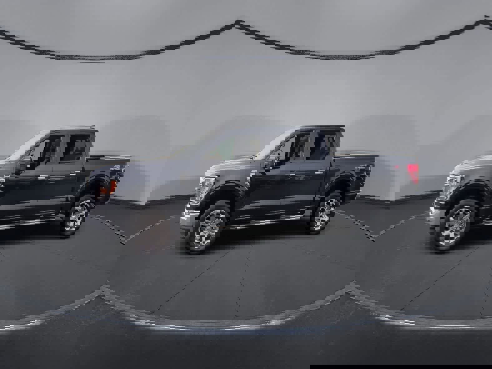 Certified 2022 Ford F150 XLT w/ Equipment Group 302A High image 4