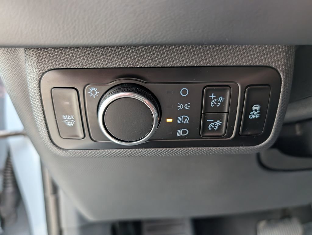 Certified 2025 Ford Mustang Mach-E Premium image 24