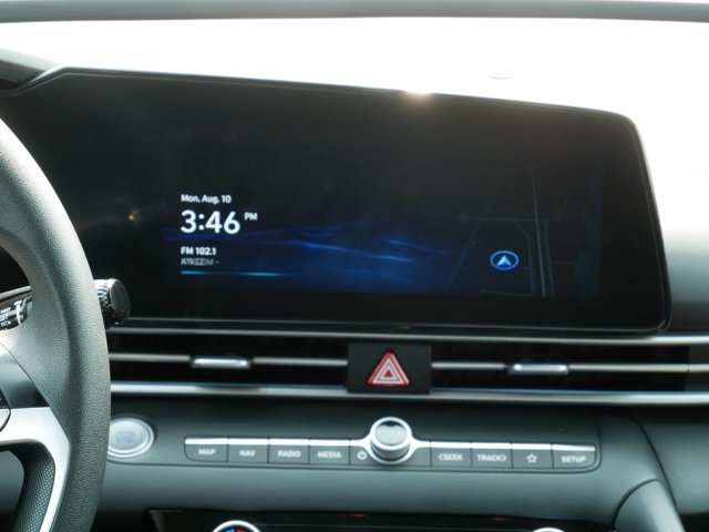 Used 2024 Hyundai Elantra SEL FWD image 14