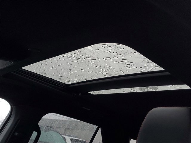 Certified 2023 Ford Explorer ST-Line w/ Class IV Trailer Tow Package image 14