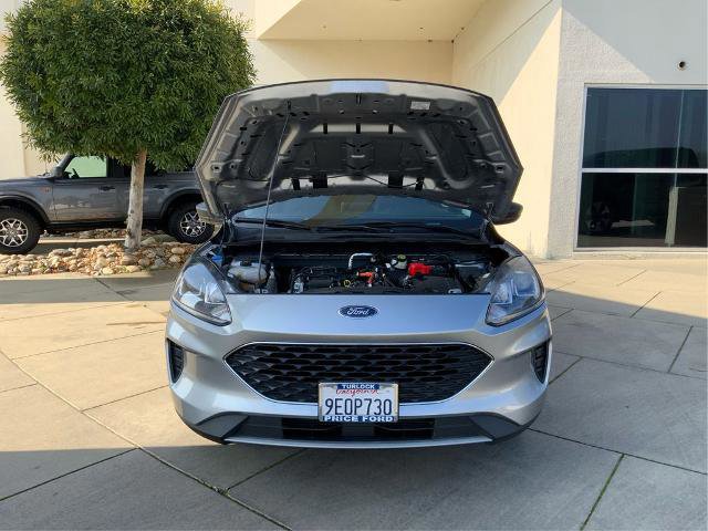 Certified 2022 Ford Escape SE image 9