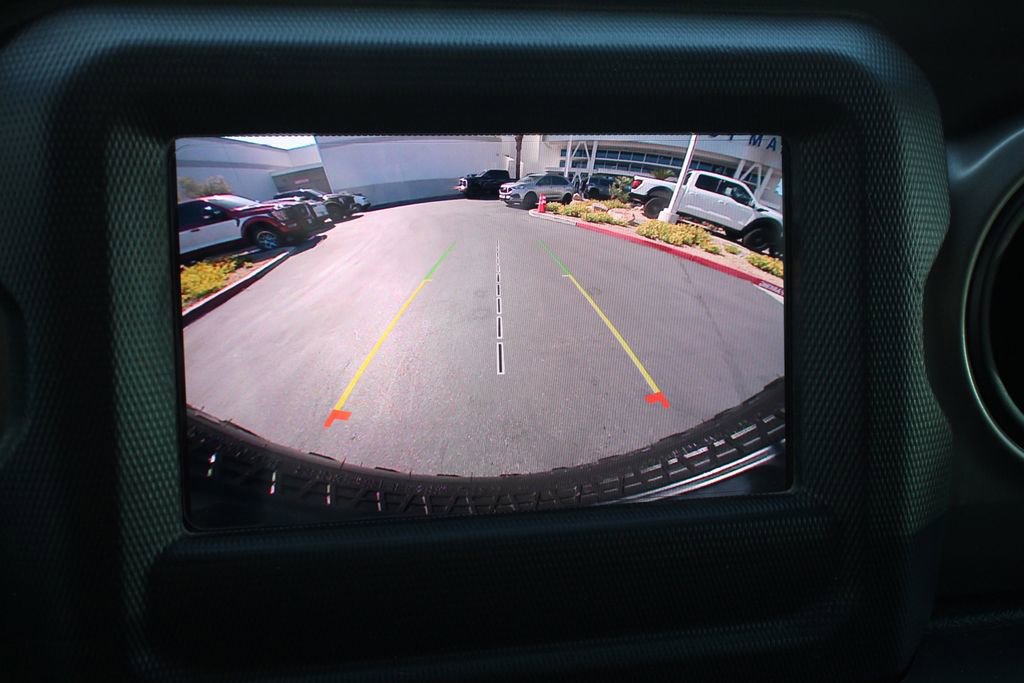 Used 2021 Jeep Wrangler Unlimited Sport image 32