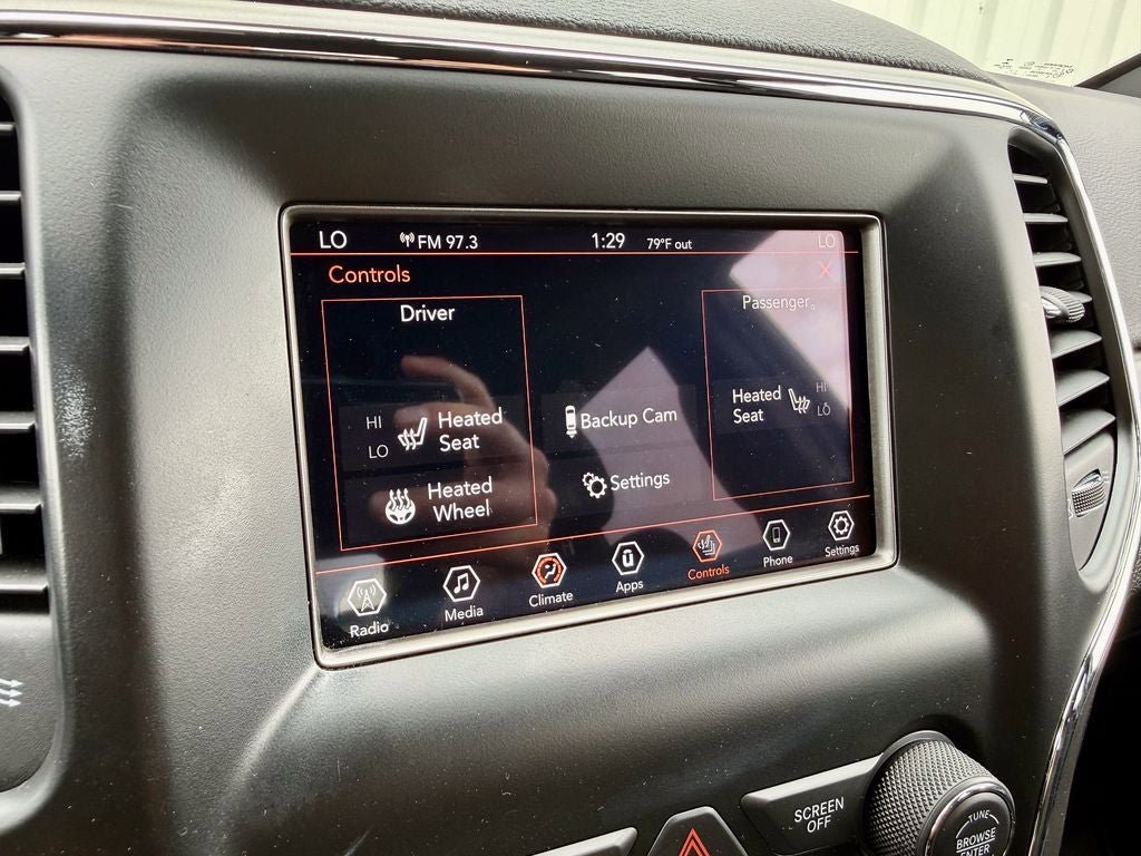 Used 2020 Jeep Grand Cherokee Laredo AWD/4WD image 31