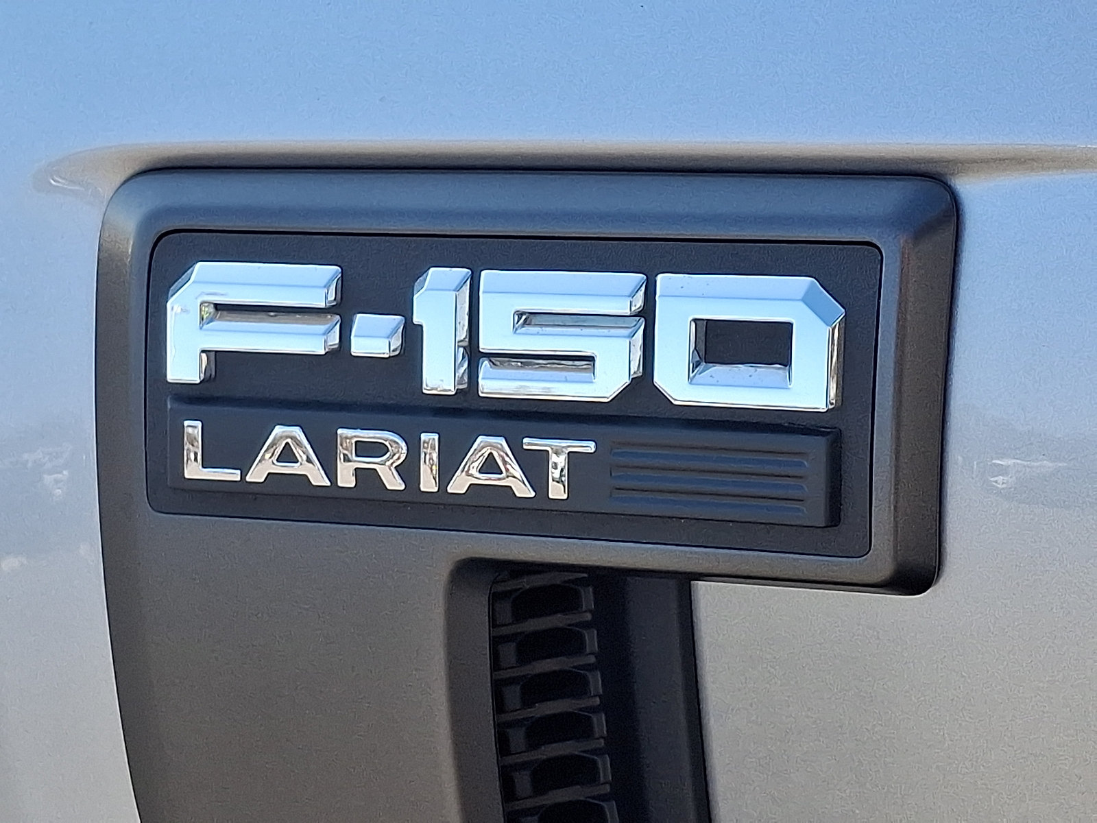 Certified 2023 Ford F150 Lariat w/ Equipment Group 502A High AWD/4WD image 33