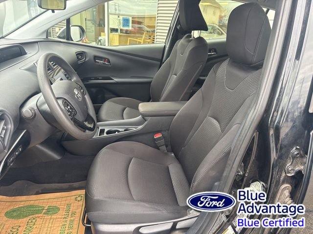 Used 2022 Toyota Prius LE AWD/4WD image 16