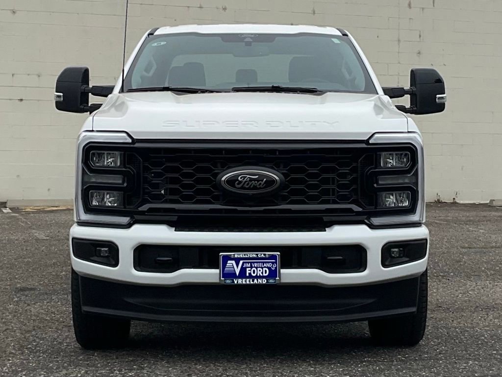 Certified 2025 Ford F350 Lariat w/ Black Appearance Package image 26